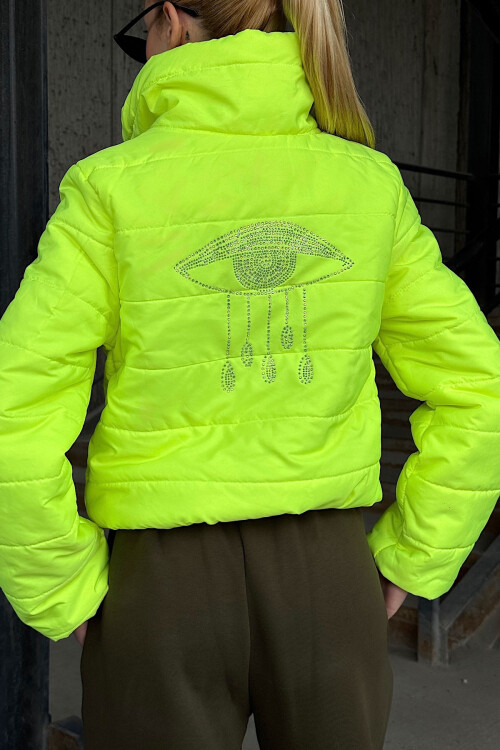 Yeşil Sırtı Taş İşlemeli Crop Şişme Mont BCVL-25N2005