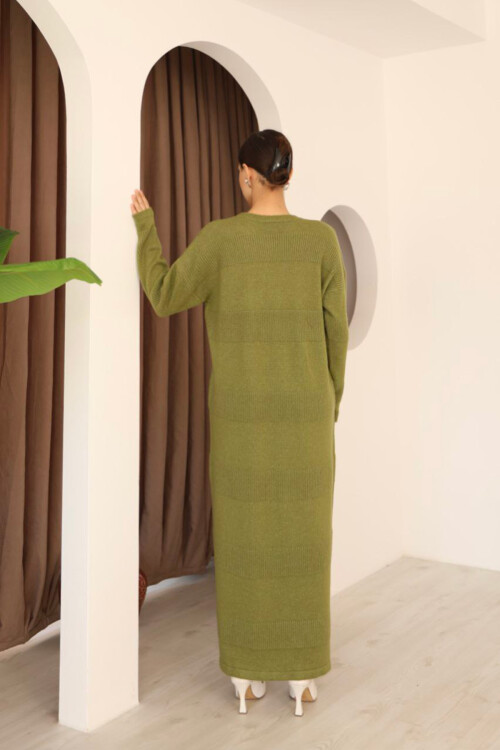 Zeytin Yeşili Uzun Kol Maxi Boy Triko Elbise BCES-253004
