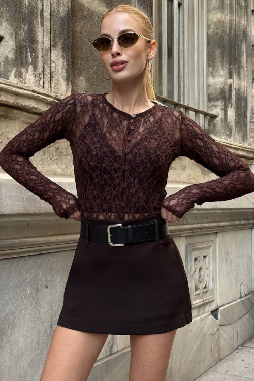 Acı Kahve Geniş Yaka Önü Düğmeli Tül Bluz BCHZCK-251265