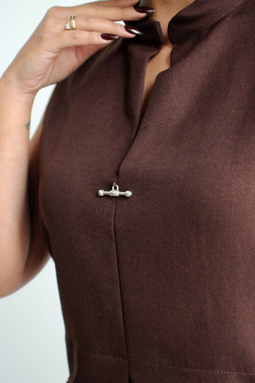 Acı Kahve Hakim Yaka Bluz Ve Beli Lastikli Dokuma Pantolon Alt Üst Takım