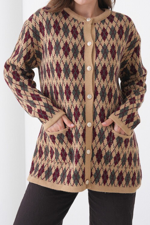 Bej Baklava Desenli Düğmeli Cepli Triko Hırka BCHPK-251254