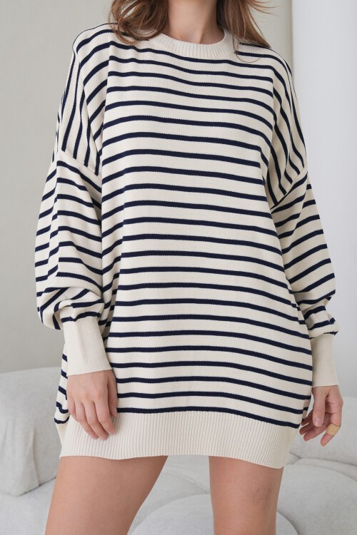 Beyaz Çizgili Bisiklet Yaka Çizgili Triko Mini Elbise BCHPK-251240