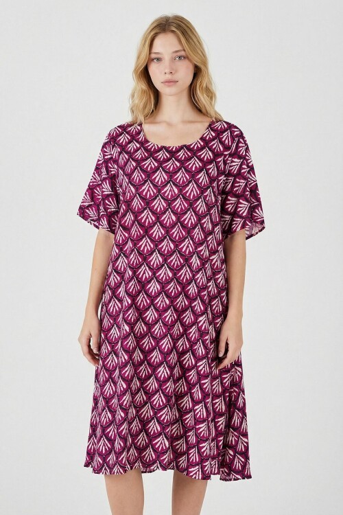 Fuşya U Yaka Kısa Kollu Midi Boy Desenli Elbise
