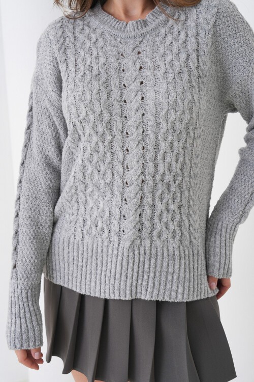 Gri Kalın Örgü Desenli Bisiklet Yaka Triko Kazak BCHPK-251250