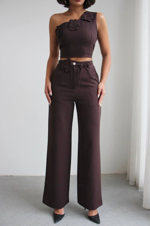 Kahve Aksesuar Detaylı Bluz Ve Pantolon Dokuma Alt Üst Takım