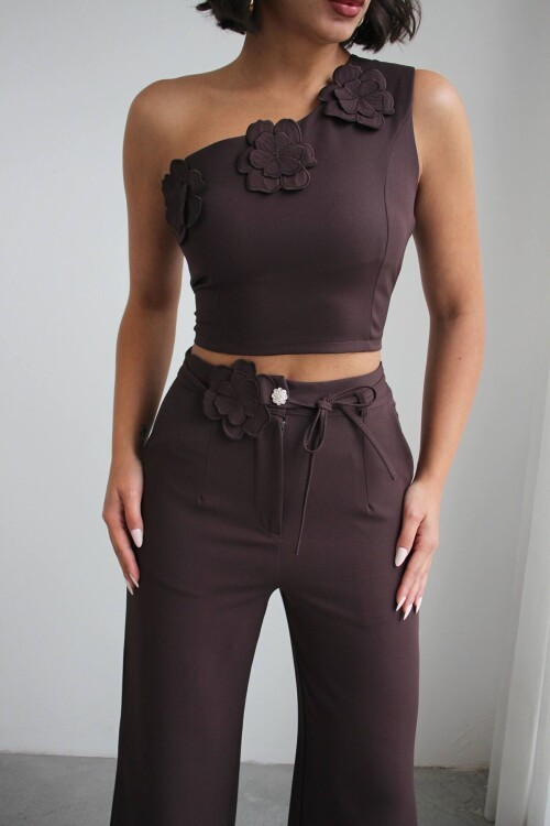 Kahve Aksesuar Detaylı Bluz Ve Pantolon Dokuma Alt Üst Takım