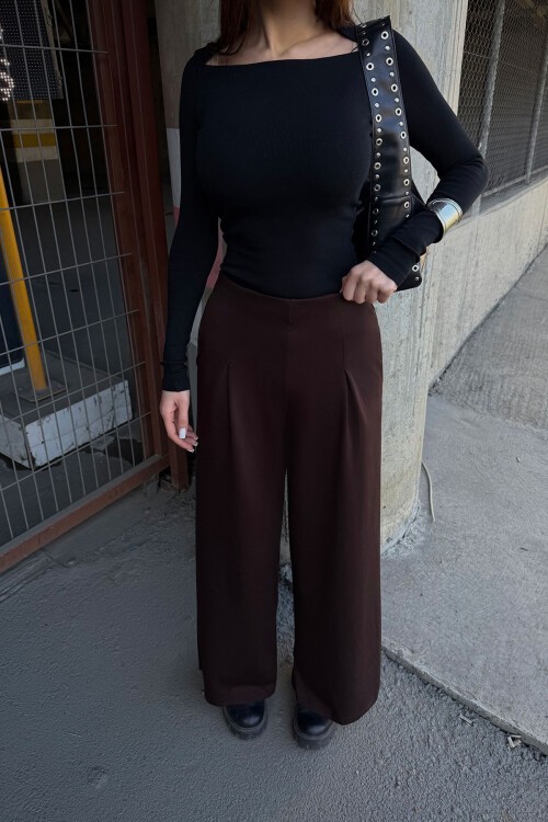Kahverengi Cepli İspanyol Paça Ultra Soft Kumaş Pantolon  BCDF-25P0001