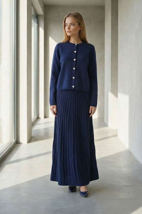 Lacivert Bisiklet Yaka Düğmeli Hırka Ve Pliseli Midi Boy Etek Takım BCHPK-251252