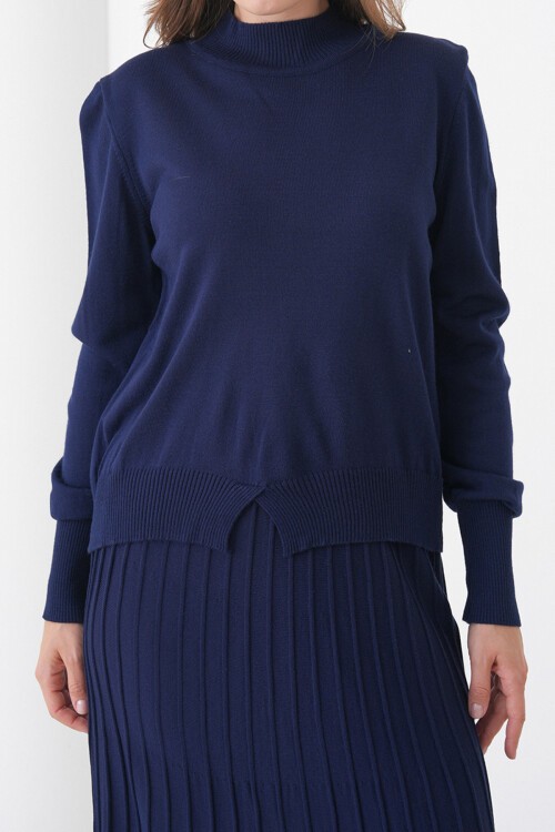 Lacivert Yarım Balıkçı Yaka Kazak Ve Midi Boy Piliseli Etek Takım BCHPK-251253