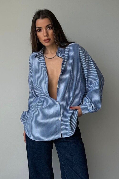 Mavi Çizgili Oversize Gömlek