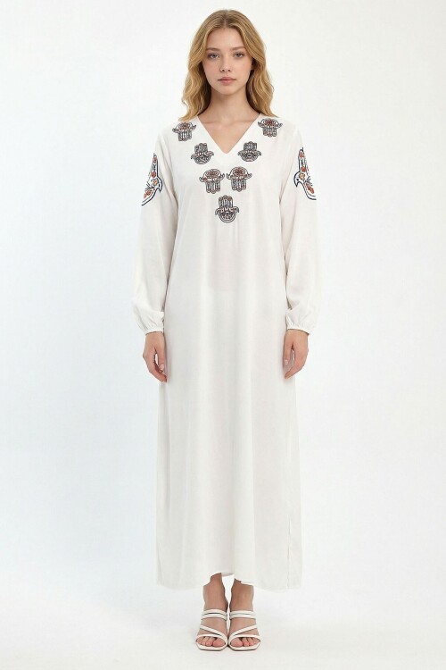 Beyaz Nakış İşlemeli Maxi Boy Dokuma Viscon Elbise