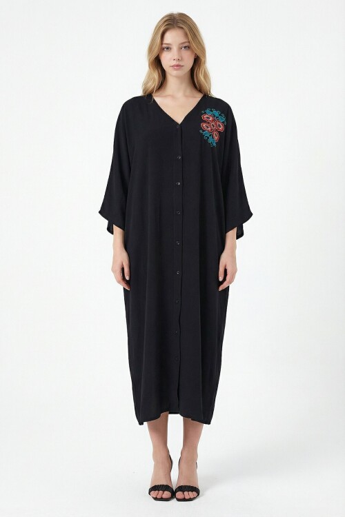 Siyah Nakış İşlemeli Maxi Boy Dokuma Viscon Elbise