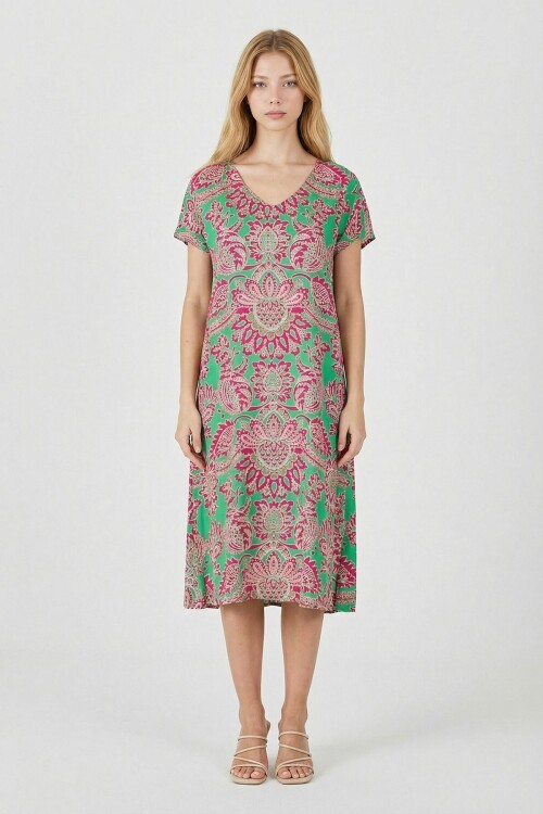 Pembe Desenli V Yaka Kısa Kollu Midi Boy Elbise