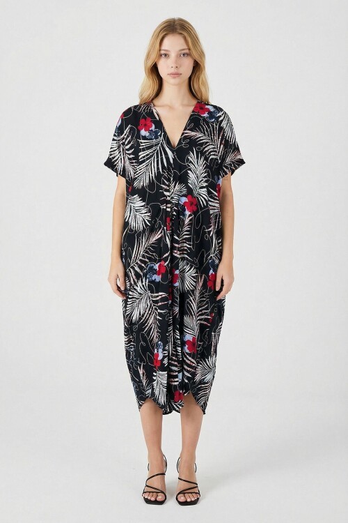 Siyah-Beyaz Desenli V Yaka Salaş Kesim Kaftan Elbise