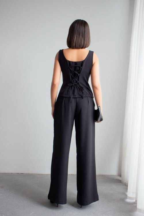 Siyah Brit Detaylı Kare Yaka Crep Bluz Ve Pantolon Alt Üst Takım