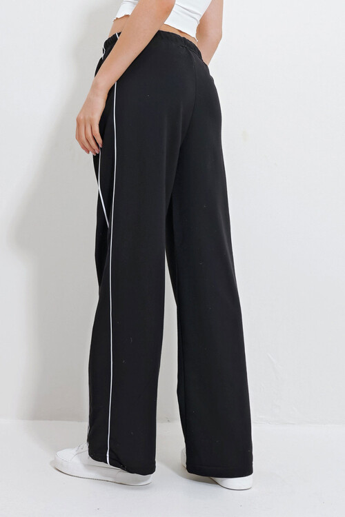 Siyah Çift Cepli Yanları Biyeli Bol Paça Eşofman Altı BCHYL-251216