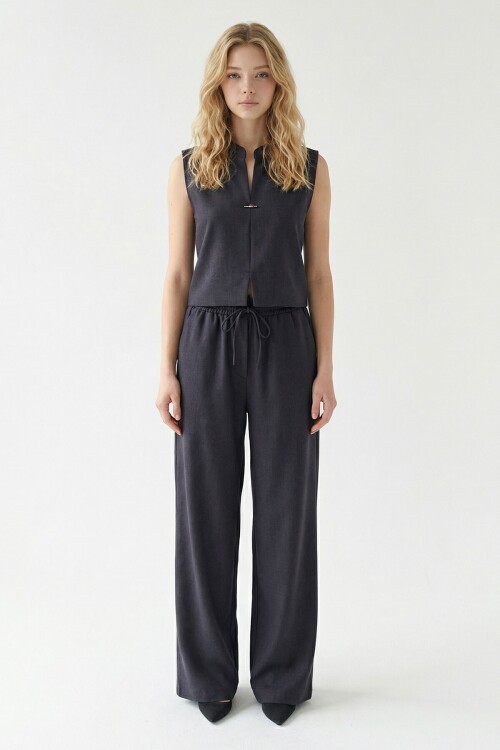 Siyah Hakim Yaka Bluz Ve Beli Lastikli Dokuma Pantolon Alt Üst Takım