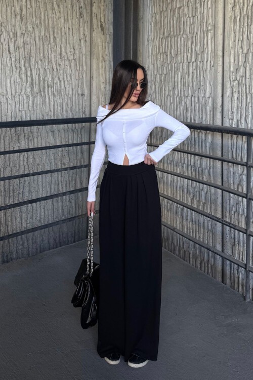 Siyah Pile Detaylı İspanyol Ultra Soft Kumaş Pantolon BCDF-25P0002