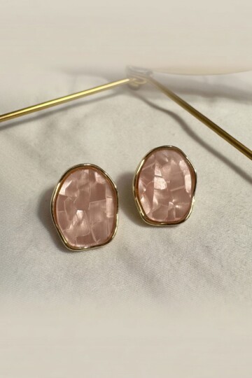 Pembe Taşlı Oval Küpe