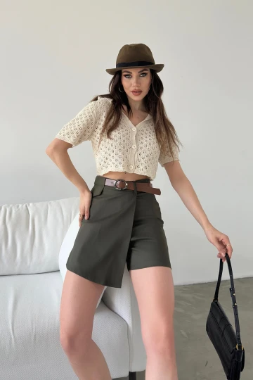 Haki Beli Kemerli Önü Kapak Detaylı Gabardin Şort Etek BCDF-247709