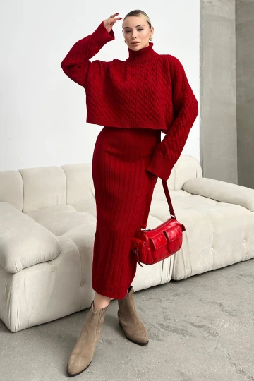 Bordo Boğazlı Örgü Motifli Crop Kazak Ve Triko Elbise Takım BC231004