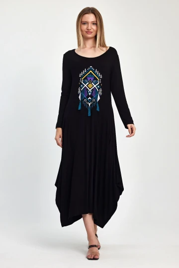 Maxi Boy Siyah Çift Cepli Uzun Kol Nakış İşlemeli Püsküllü Uzun Boy Elbise BCVL-241006
