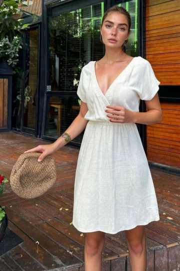 Bej Özel Dokulu Beli Lastikli Ön Arka Kruvaze Kiloş Elbise BCBSK-25700-3639