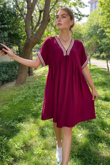 Bordo Nakış Bordür Detaylı Rahat Kalıp Viscon Dokuma Elbise
