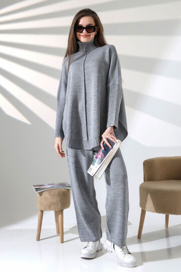 Gri Boğazlı Salaş Kesim Kazak Ve Fit Pantolon Alt Üst Triko Takım BCES-252033