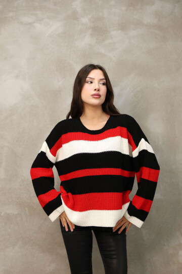 Siyah Bisiklet Yaka Çizgi Desenli Triko Kazak BCES-252006