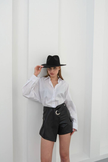 Siyah Tokalı Kapaklı Şort Etek BCHN-25W260107