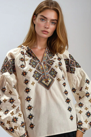 Beyaz Etnik Desenli Balon Kol V Yaka Bluz BCHESQ-251136