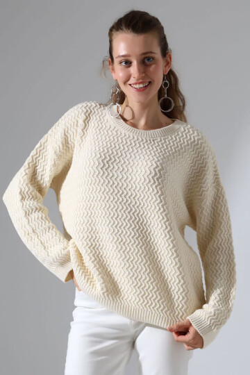 Ekru Bisiklet Yaka Su Yolu Desenli Triko Kazak BCES-252008