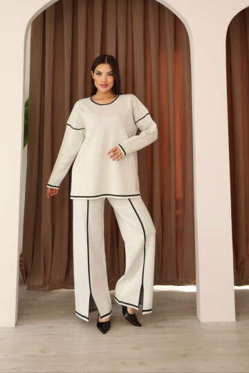 Ekru Çizgi Desenli Triko Kazak Ve Yırtmaçlı Pantolon Triko Alt Üst Takım BCES-253008