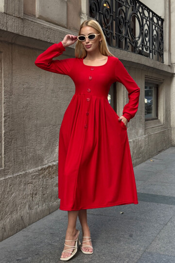 Kırmızı Geniş Yaka Düğme Detaylı Çift Cepli Yumuşak Dokulu Kumaş Örme Elbise BCVL-25V239