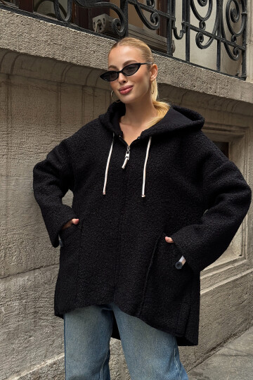 Siyah Kapüşonlu Çift Cepli Oversize Buklet Ceket Mont BCVL-25V605