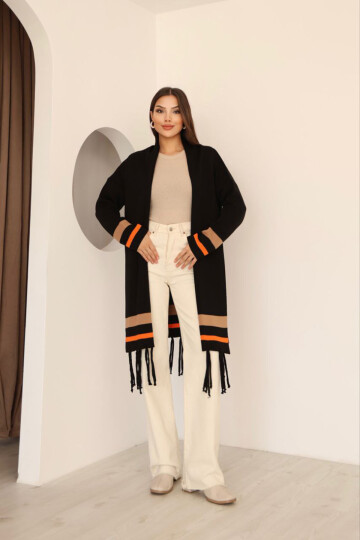 Siyah Püsküllü Renk Bloklu Uzun Triko Hırka BCES-253002