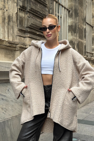 Taş Kapüşonlu Çift Cepli Oversize Buklet Ceket Mont BCVL-25V605