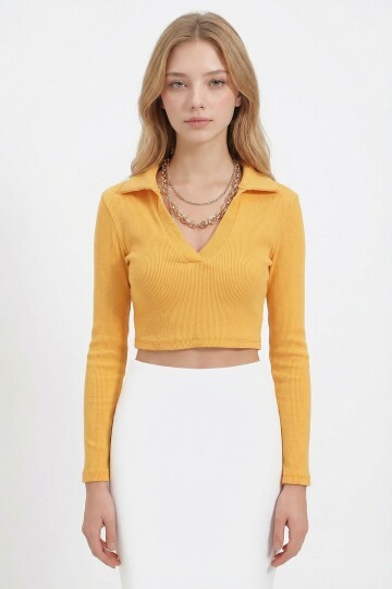 Hardal Polo Yaka Fitilli Yumuşak Dokulu Crop Bluz