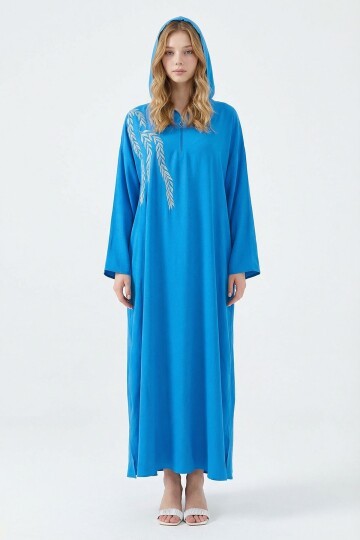 Mavi Nakış İşlemeli Maxi Boy Örme Viscon Elbise