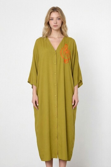 Yağ Yeşili Nakış İşlemeli Maxi Boy Dokuma Viscon Elbise