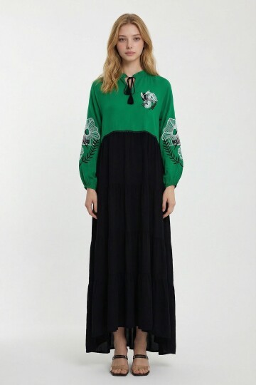 Yeşil Hakim Yaka Nakış İşlemeli Renk Bloklu Uzun Boy Gömlek Elbise