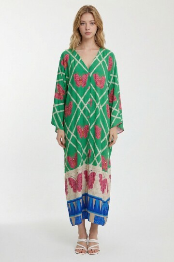 Yeşil V Yaka Çiçek Desenli Uzun Boy Dokuma Gömlek Elbise