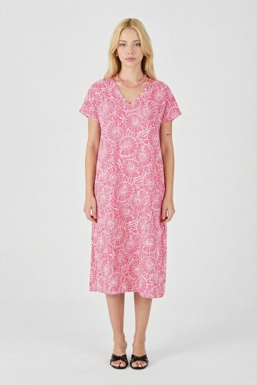 Pembe Derin V Yaka Kısa Kollu Çizgi Desenli Midi Boy Elbise