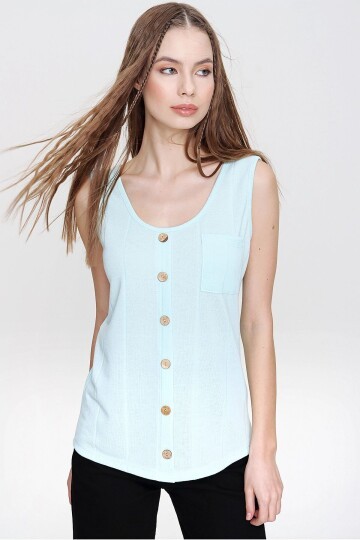 Su Yeşili Askılı Düğmeli İnce Örme Triko Bluz