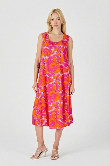 Turuncu U Yaka Kolsuz Asimetrik Kesim Midi Boy Elbise