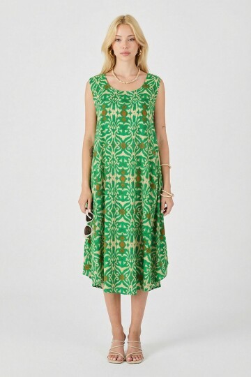 Yeşil Asimetrik Kesim U Yaka Desenli Elbise