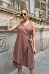 Kahverengi Sıfır Kol Yandan Bağlamalı Tensel Kumaş Dokuma Elbise