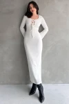 Beyaz Önü Bağcık Detaylı Maxi Boy Elbise BCDF-252151