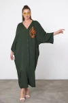 Maxi Boy Haki Nakış İşlemeli Dokuma Viscon Elbise BCVL-25V050